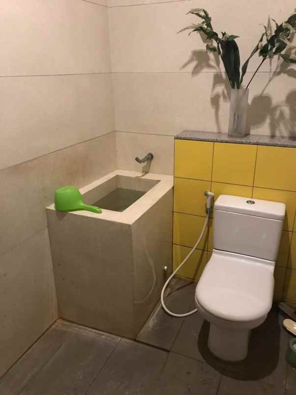 rumah siap tinggal di gatsu barat denpasar bali