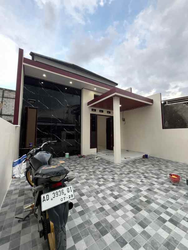 rumah super jumbo 6 x 17