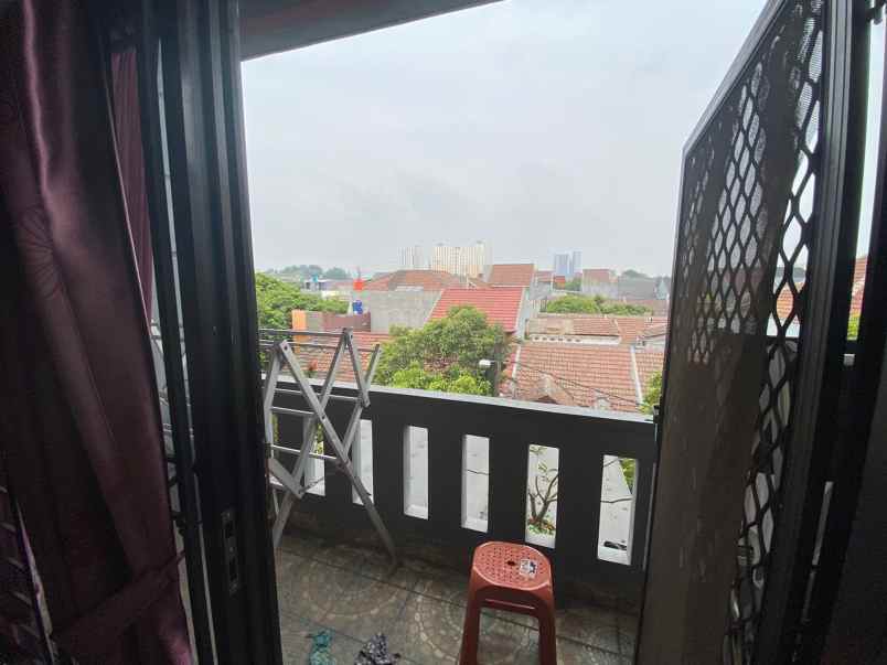 rumah taman century 2 blok m no