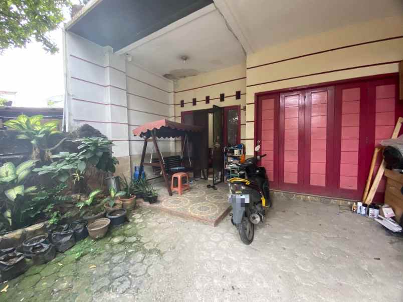 rumah taman century 2 blok m no