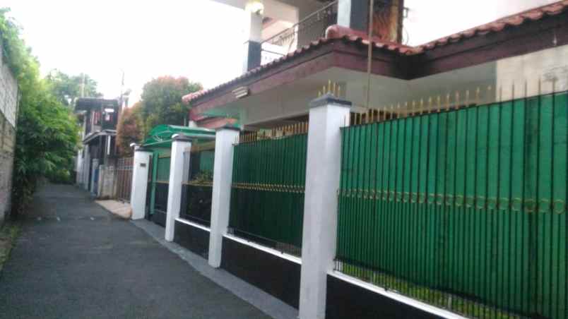 rumah tinggal di kawasan elit jalan kemang selatan