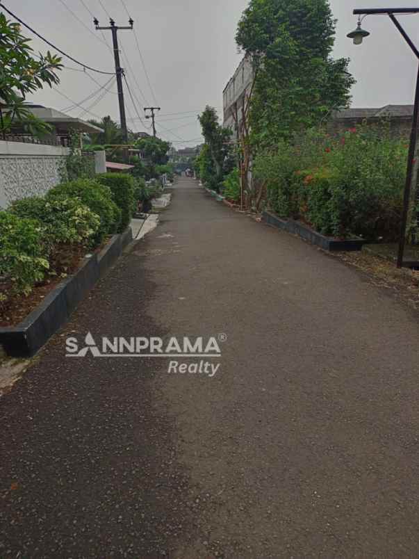 rumah tua hitung tanah termurah di tanah baru rilin