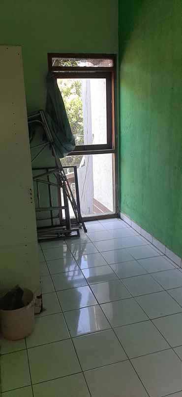 rumah view taman dan play ground di arcamanik bandung