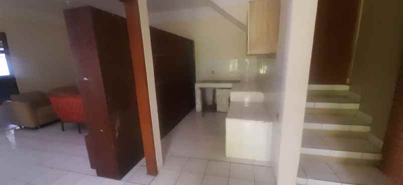 rumah view taman dan play ground di arcamanik bandung