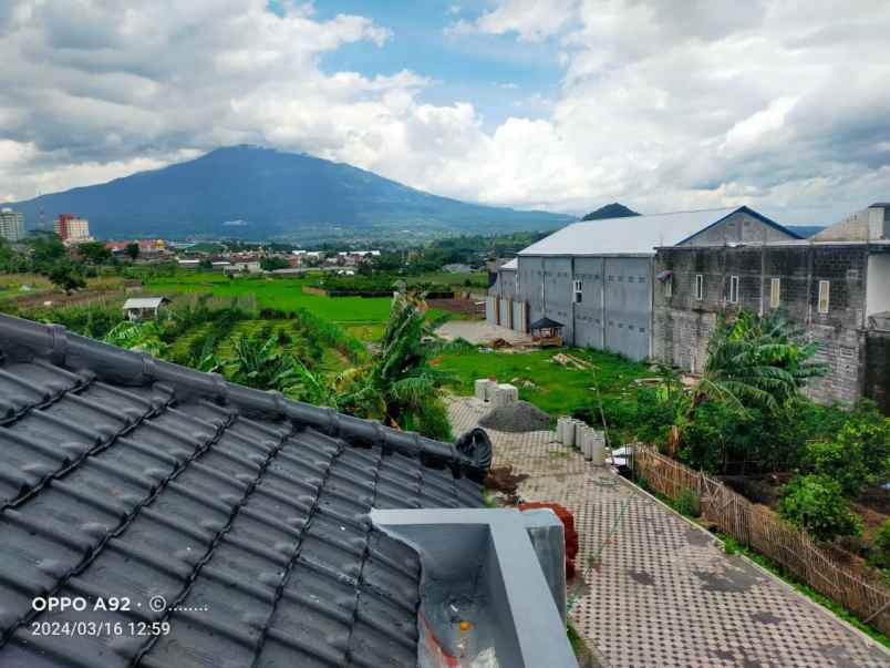 rumah villa islami jawa modern di graha arna kota batu