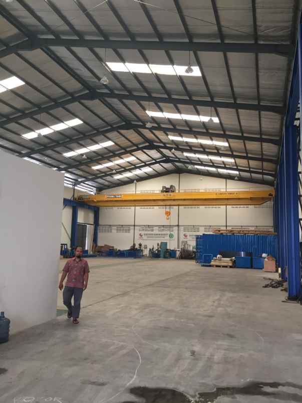 sewa gudang industri cikarang