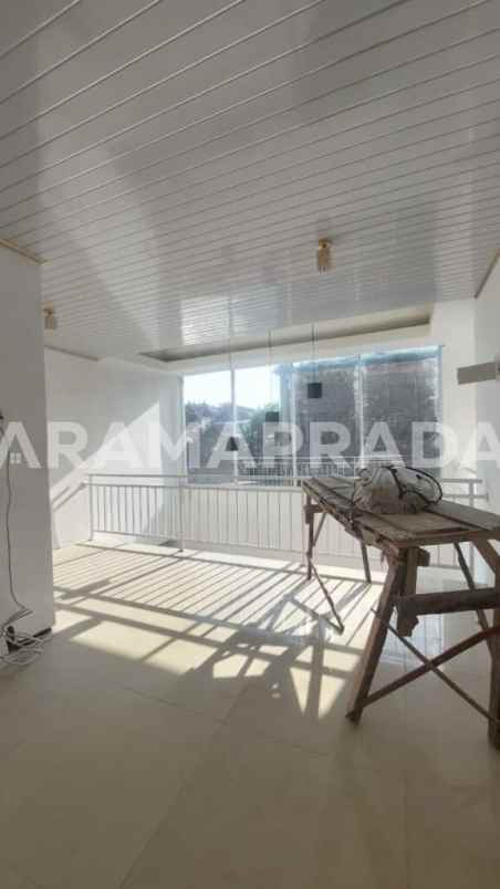 sewa rumah baru full furnished 3 kamar ungasan