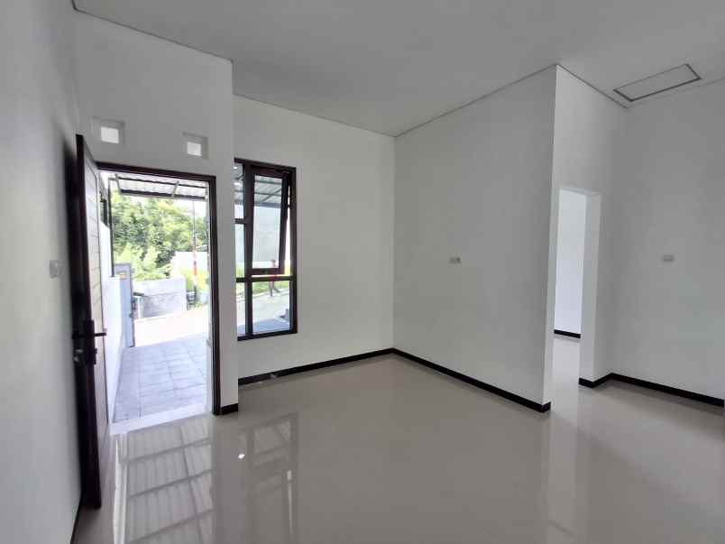 sisa 1 unit rumah terlaris belakang kampus umy jogja