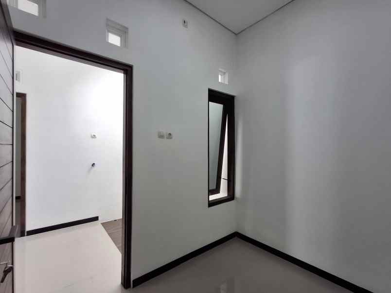 sisa 1 unit rumah terlaris belakang kampus umy jogja