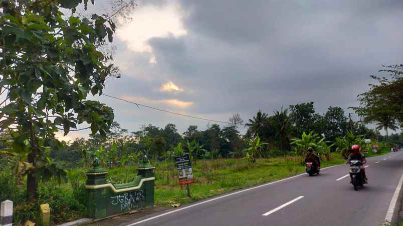 tanah dekat kampus uii dijual tanah strategis sleman