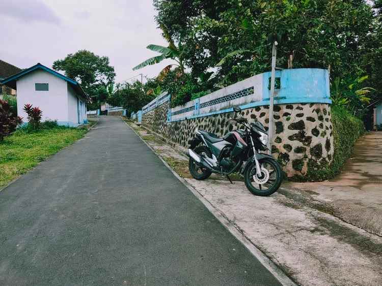 tanah dekat pasar kemuning