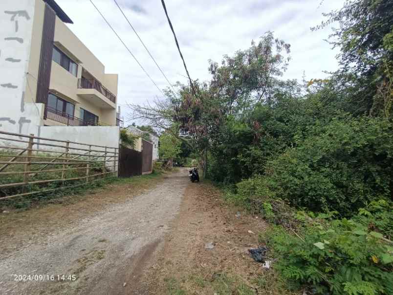 tanah di toyaning ungasan bali lingkungan villa