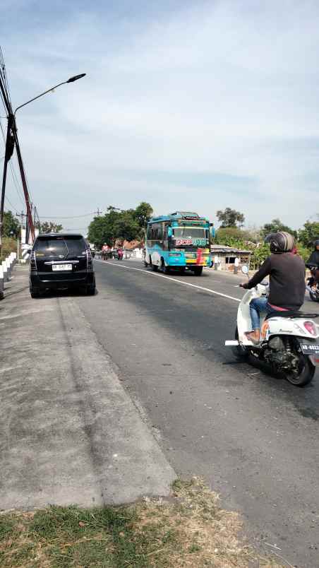 tanah luas 2084 m dekat pabrik sritex sukoharjo