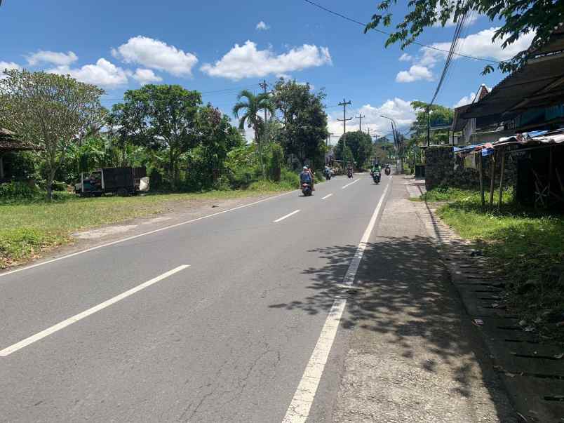 tanah mangku jalan raya cocok bangun usaha area sleman