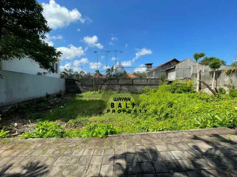 tanah pantai seminyak