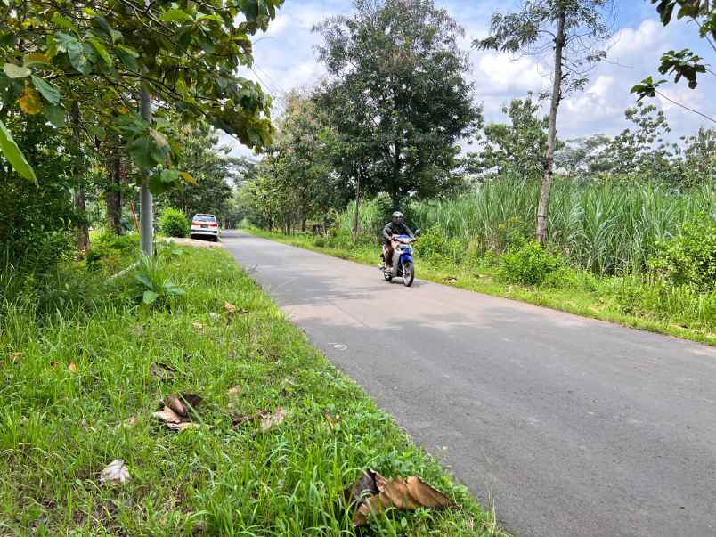 tanah strategis untuk gudang toko dll karanganyar