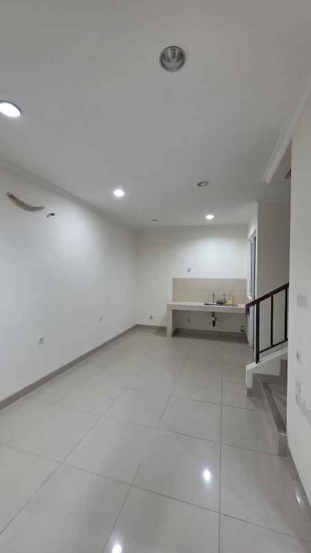 termurah dijual cepat rumah tesla gading serpong