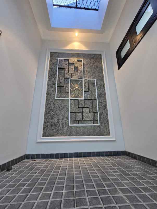 turun harga rumah mewah siap huni di pondok bambu