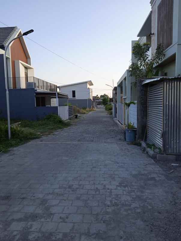 utara umy rumah dalam cluster ambarketawang siap huni