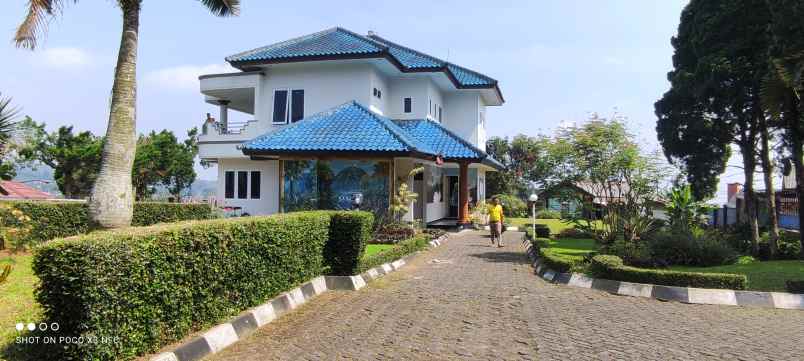 villa alamat jalan cisarua km 80