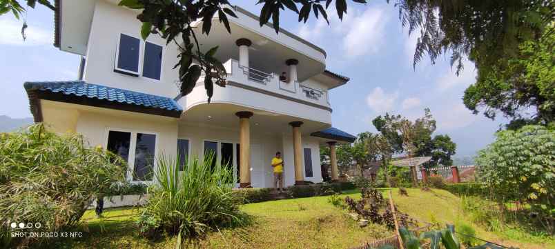 villa alamat jalan cisarua km 80