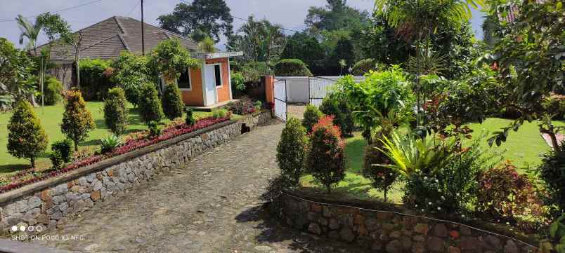 villa alamat jalan cisarua km 81