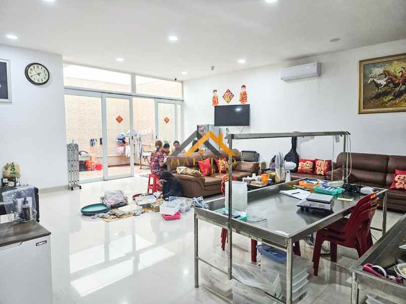 villa komplek mutiara residence jalan r s haji