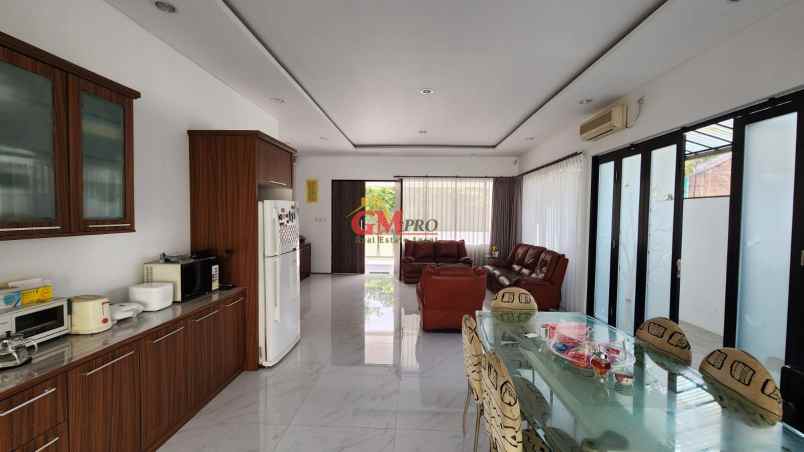 792 rumah minimalis modern di setraduta bandung