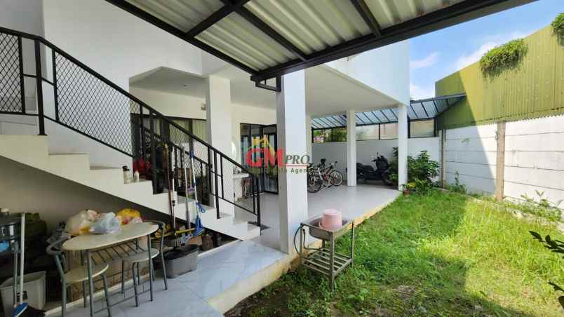 792 rumah minimalis modern di setraduta bandung