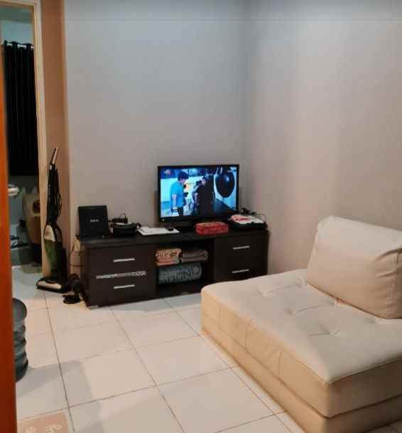 apartemen east coast tower topaz 300jt