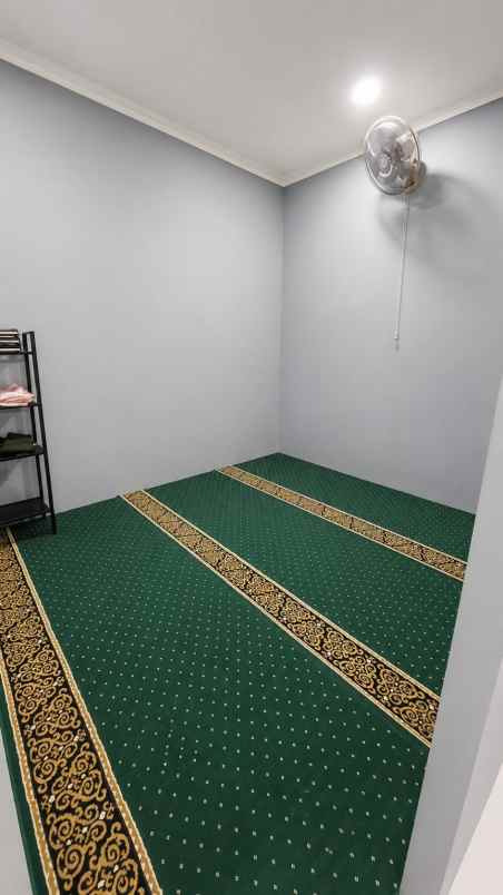 bangunan bentuk gudang luas banguntapan bantul
