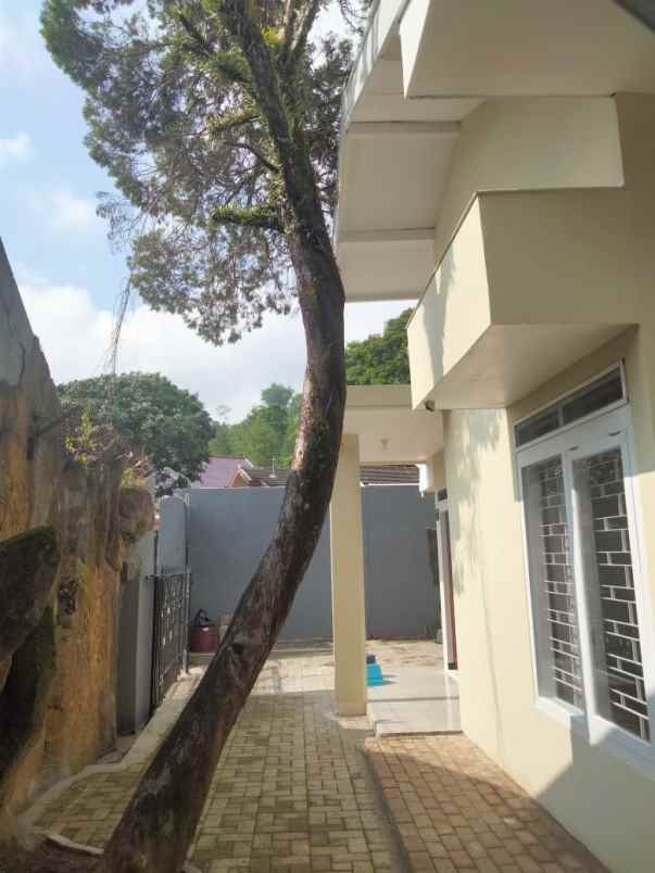 dicari investor penghuni villa di batu dijual