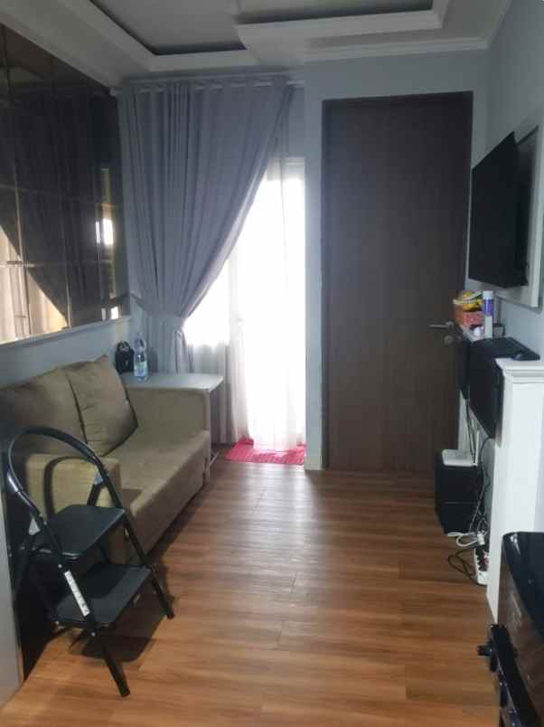 dijual apartemen apartemen grand icon caman