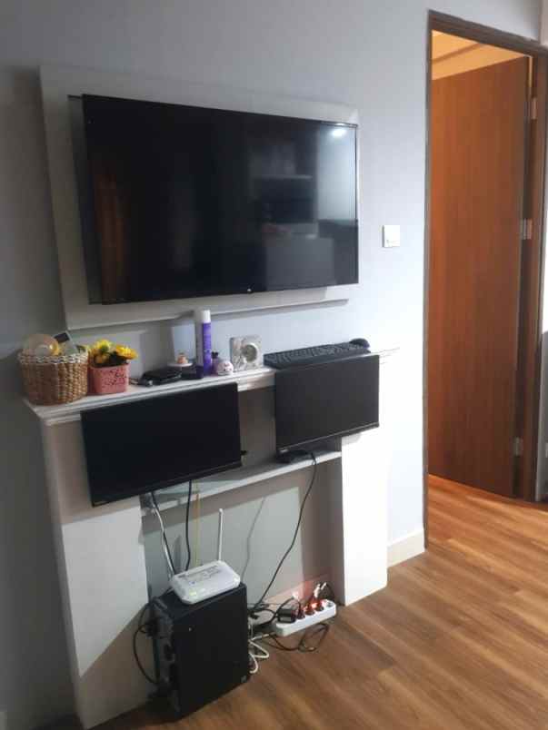 dijual apartemen apartemen grand icon caman