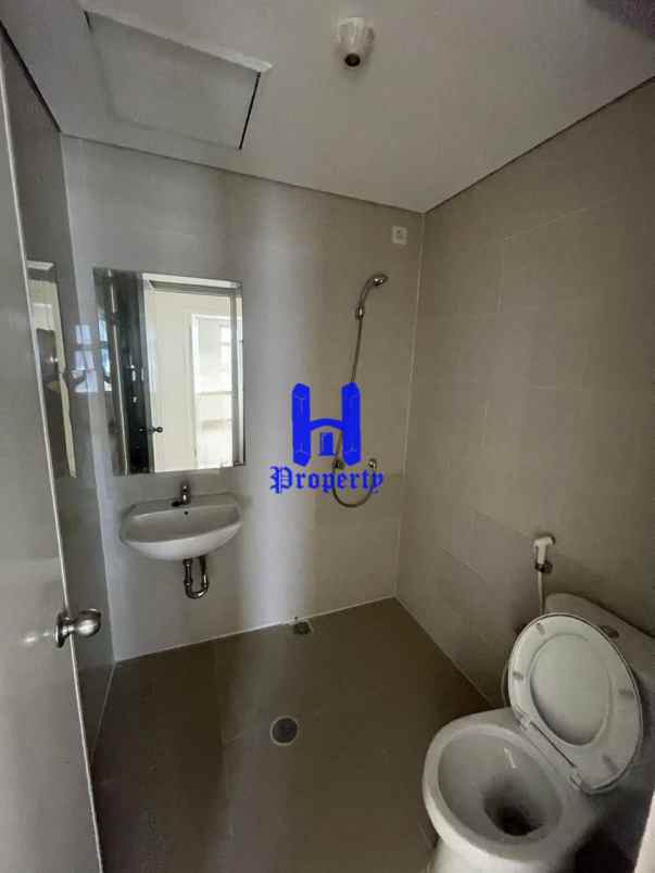 dijual apartemen apartemen podomoro city