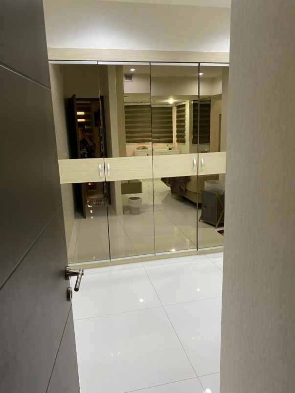 dijual apartemen aston pluit 2 unit jadi 1