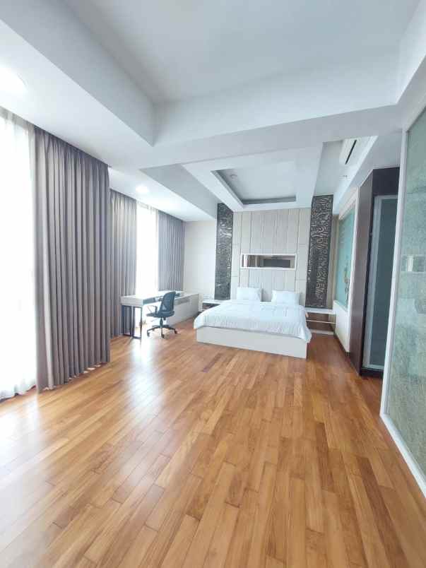 dijual apartemen mewah jakarta selatan private lift