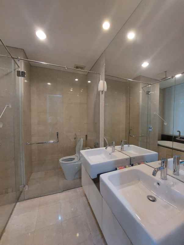 dijual apartemen mewah jakarta selatan private lift