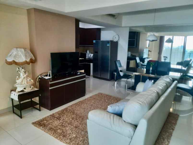 dijual apartemen mewah jakarta selatan private lift