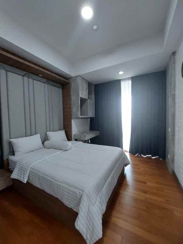 dijual apartemen mewah jakarta selatan private lift