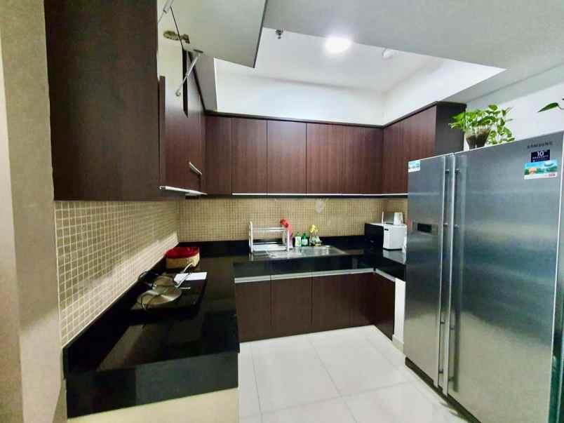 dijual apartemen mewah jakarta selatan private lift