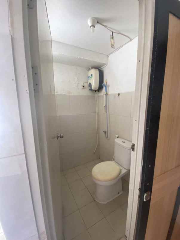 dijual apartemen pakuwon city