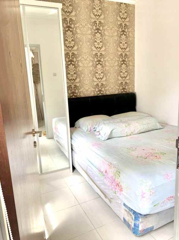 dijual apartemen puncak kertajaya