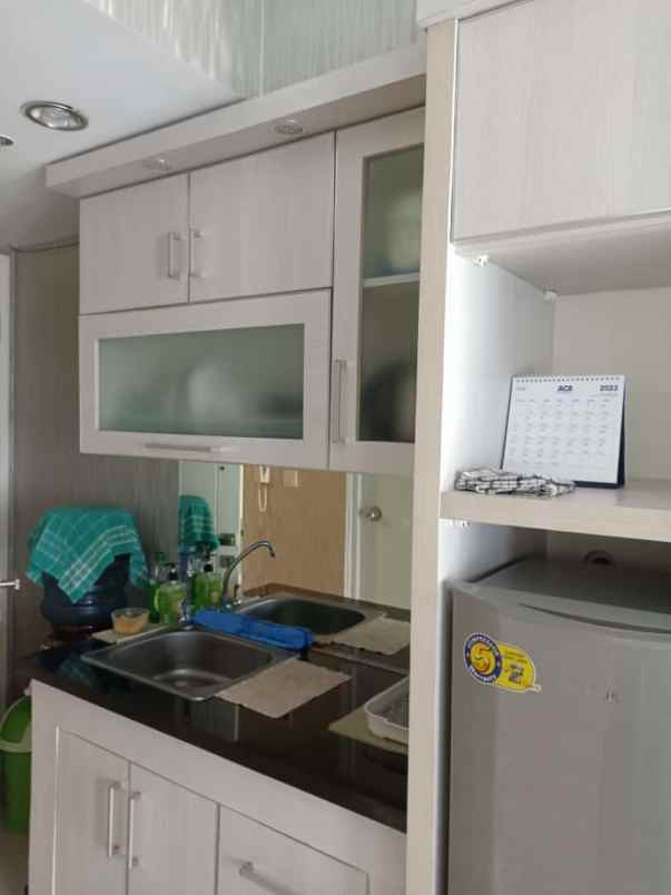 dijual apartemen the springlake tower