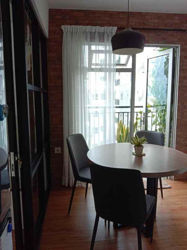 dijual apartment 3br lantai 21