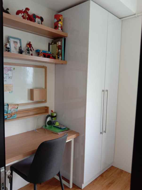 dijual apartment 3br lantai 21