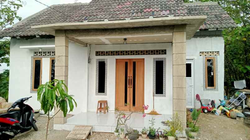 dijual cepat rumah bangunan baru