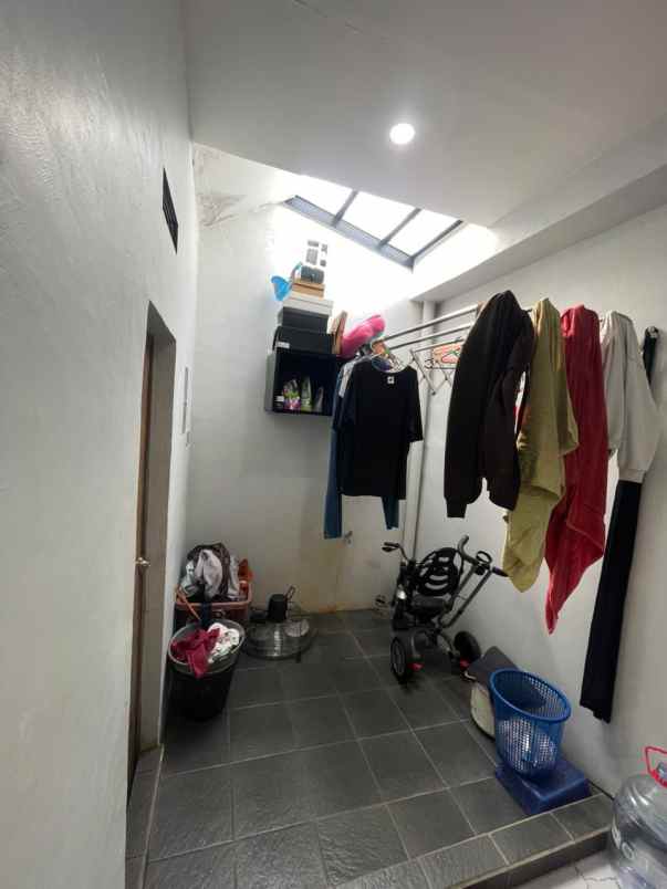 dijual cepat rumah cantik belakang d oven bakery panam