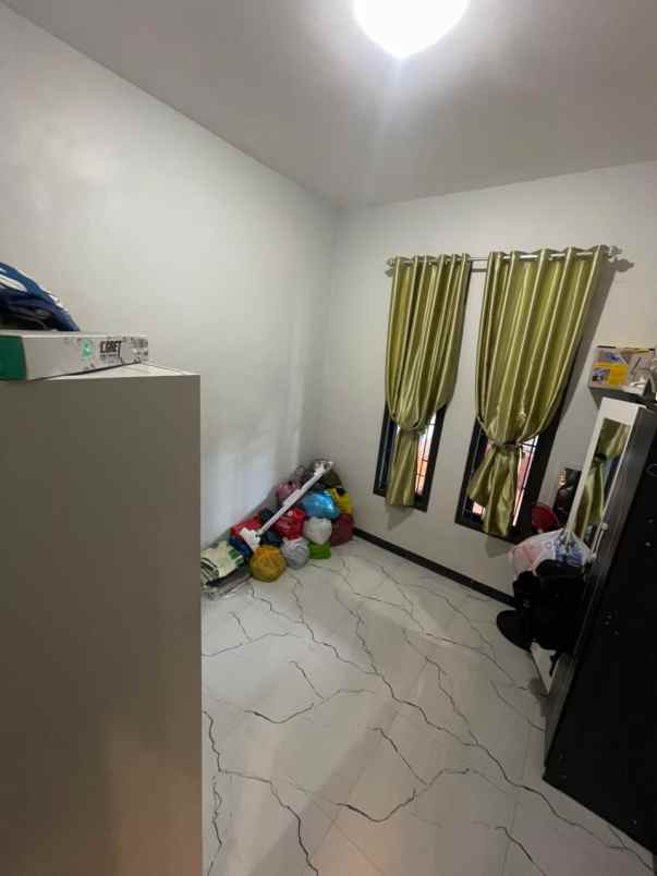 dijual cepat rumah cantik belakang d oven bakery panam