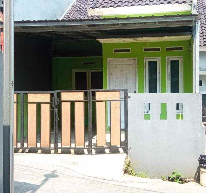 dijual cepat rumah di sawangan depok